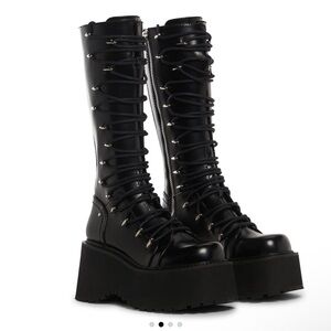 NIB Current Mood Glam Grit Platform Knee High Boots from Dolls Kill Size 8